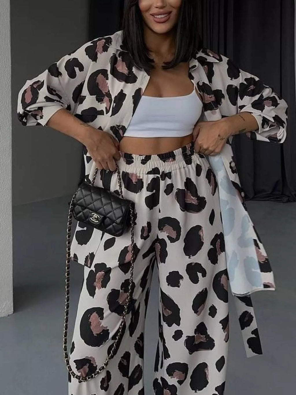 Leopard print relaxed two-piece set with open shirt and flowy wide-leg pants