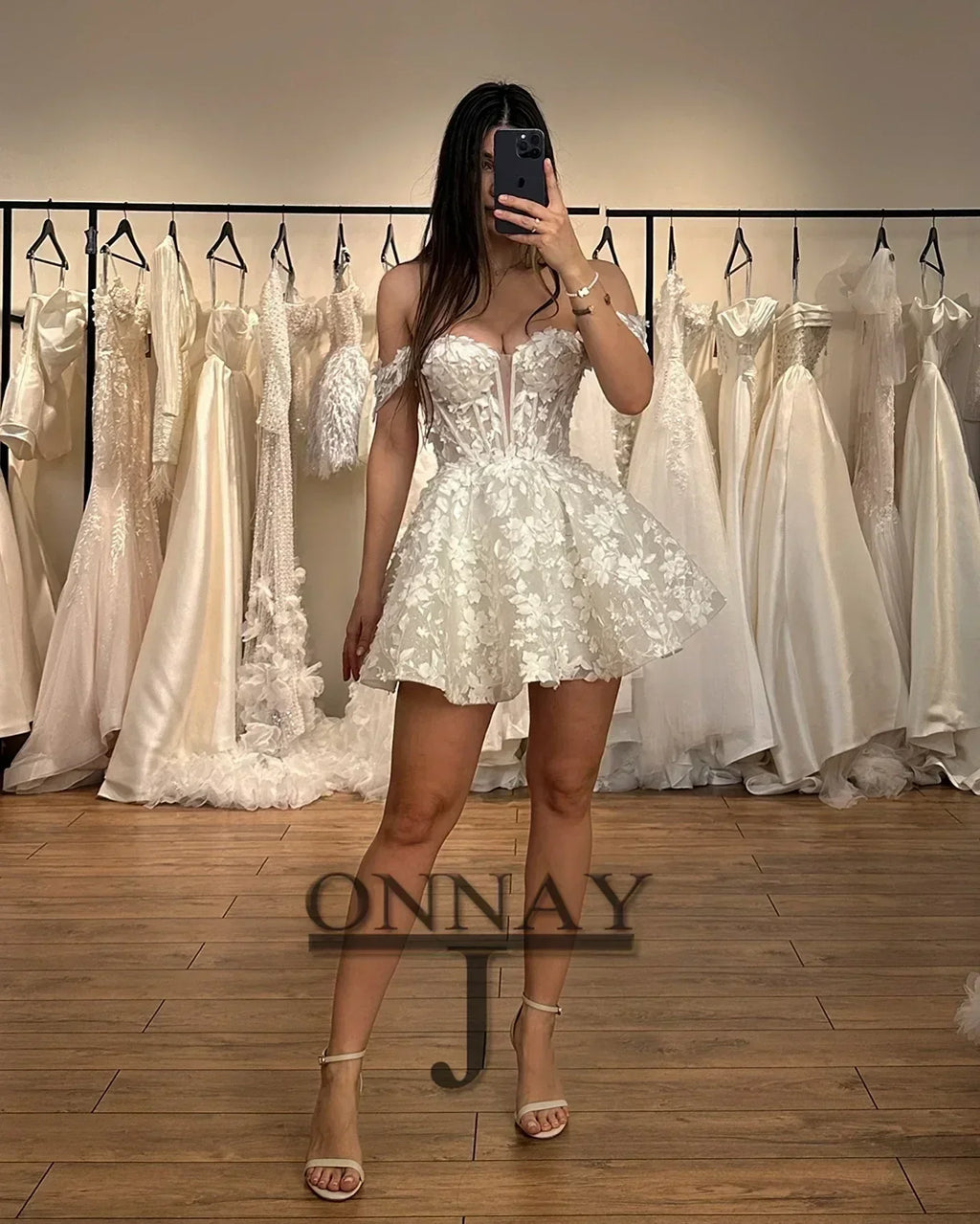Luxury  Short Wedding Dresses Off Shoulder Bridal Gown for Bride